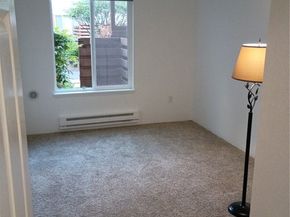 10501 8th Avenue NE 115, Seattle WA 98125