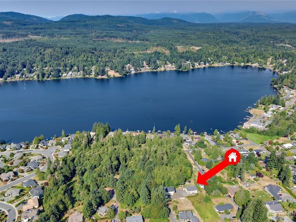 6110 Lakemont Lane, Bremerton WA 98312