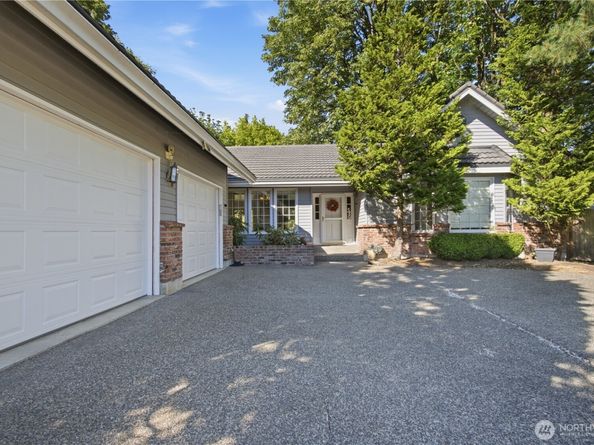 14018 SE 51st Place, Bellevue WA 98006