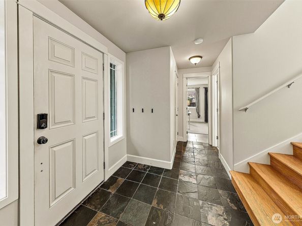 4518 49th Avenue S, Seattle WA 98118