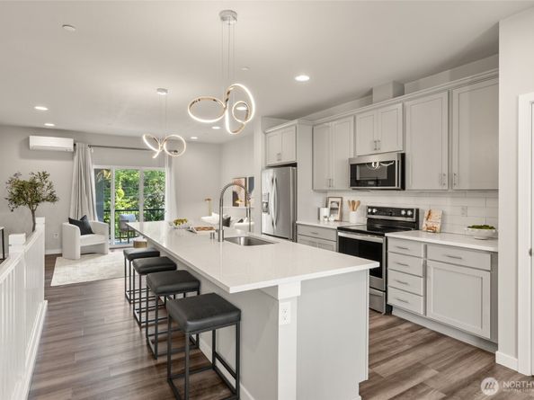 14715 Admiralty Way A5, Lynnwood WA 98087