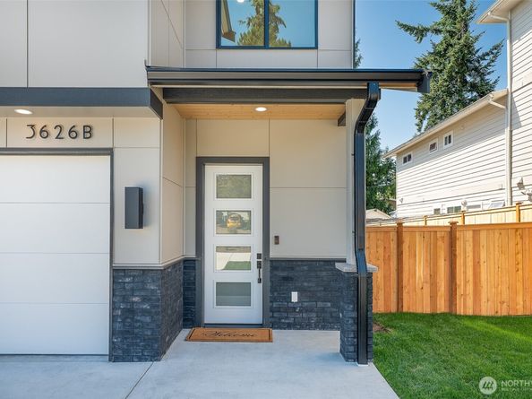 3626 191st Place SW B, Lynnwood WA 98036