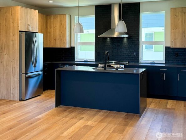 6905 42nd Avenue S B, Seattle WA 98118