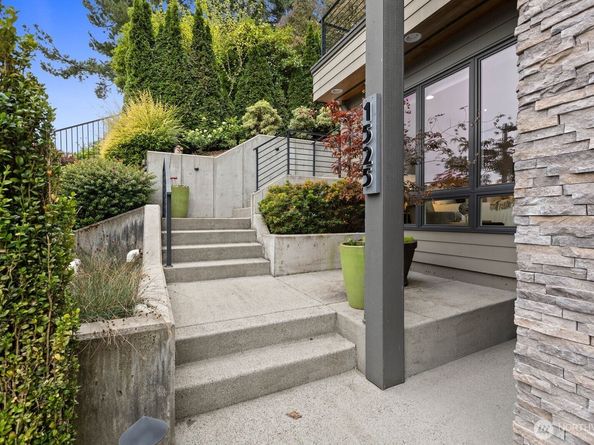 1525 36th Avenue S, Seattle WA 98144