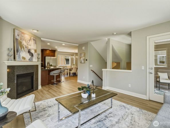 21410 50th Avenue W 2, Mountlake Terrace WA 98043