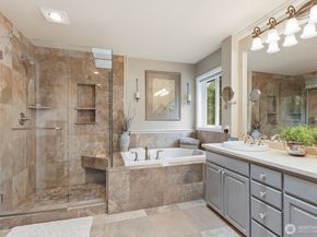 22632 NE 143rd Court, Woodinville WA 98077