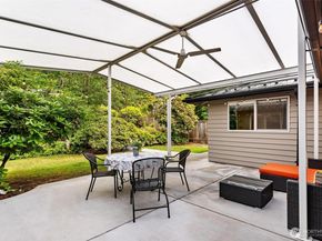 17529 93rd Avenue NE, Bothell WA 98011