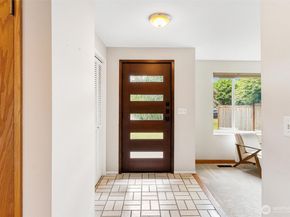 17529 93rd Avenue NE, Bothell WA 98011