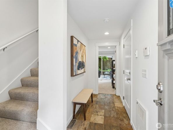 938 NW 51st Street, Seattle WA 98107