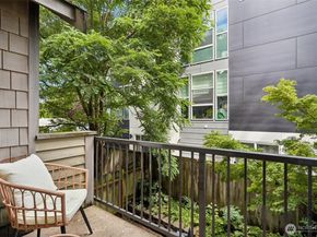 938 NW 51st Street, Seattle WA 98107
