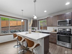 18320 3rd Drive SE, Bothell WA 98012