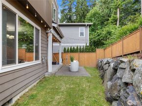 18320 3rd Drive SE, Bothell WA 98012
