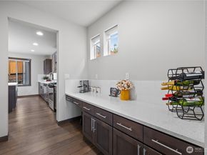 18320 3rd Drive SE, Bothell WA 98012