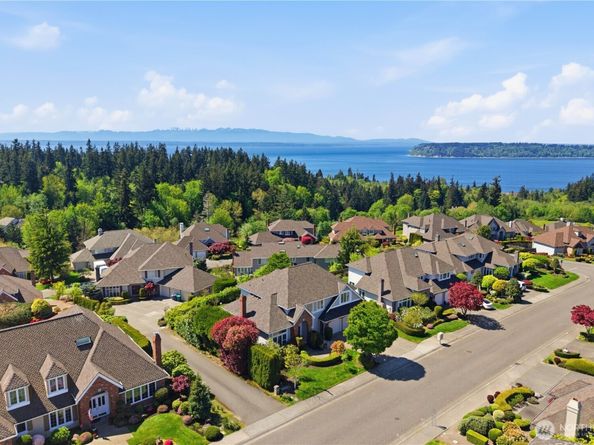 11910 59 Avenue W, Mukilteo WA 98275