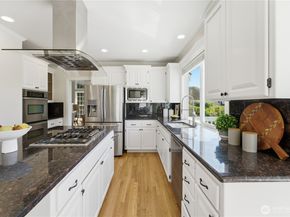 11910 59 Avenue W, Mukilteo WA 98275