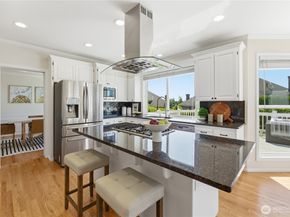 11910 59 Avenue W, Mukilteo WA 98275