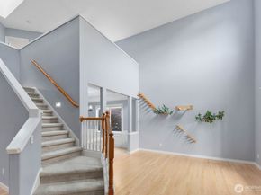 5529 Elizabeth Loop SE, Auburn WA 98092