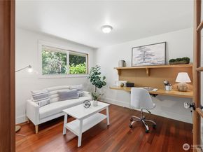 8883 NE Wardwell Road, Bainbridge Island WA 98110