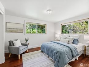 8883 NE Wardwell Road, Bainbridge Island WA 98110