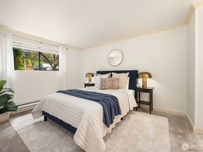 11801 100th Avenue NE A103, Kirkland WA 98034