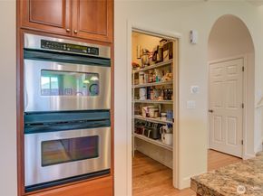 323 240th Place SE, Sammamish WA 98074