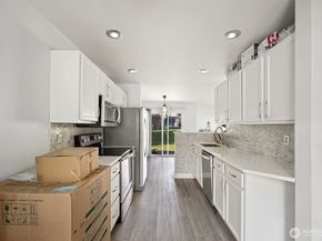 2100 S 336th Street G3, Federal Way WA 98003