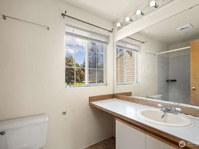 2100 S 336th Street G3, Federal Way WA 98003