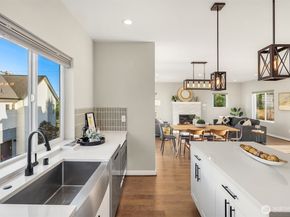 2768 SW Holden Street, Seattle WA 98126
