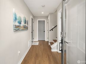 2768 SW Holden Street, Seattle WA 98126