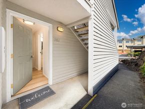 1626 Grant Avenue S E101, Renton WA 98055