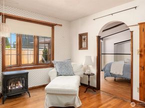 1260 168th Avenue NE, Bellevue WA 98008