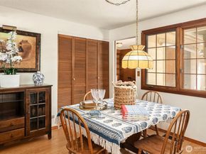 1260 168th Avenue NE, Bellevue WA 98008
