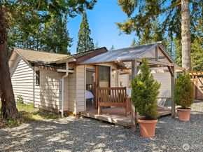 1260 168th Avenue NE, Bellevue WA 98008