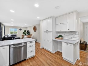 77 Hylebos Avenue, Milton WA 98354