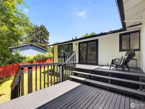 77 Hylebos Avenue, Milton WA 98354