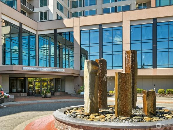 177 107th Avenue NE 809, Bellevue WA 98004
