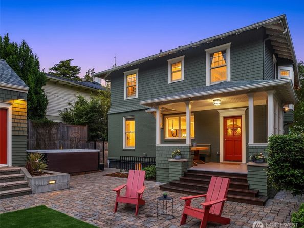 721 18th Avenue E, Seattle WA 98112