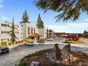 960 5th Ave S 208, Edmonds WA 98020