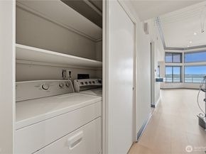 2021 1st Avenue B6, Seattle WA 98121