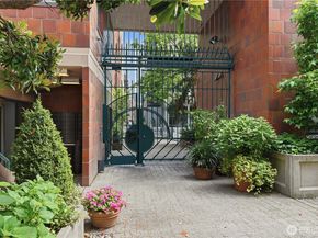 2021 1st Avenue B6, Seattle WA 98121