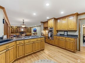 21310 NE 101st Court, Redmond WA 98053