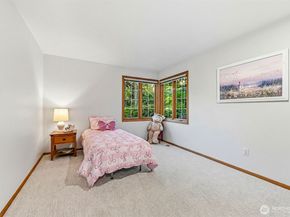21310 NE 101st Court, Redmond WA 98053