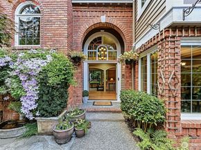 21310 NE 101st Court, Redmond WA 98053