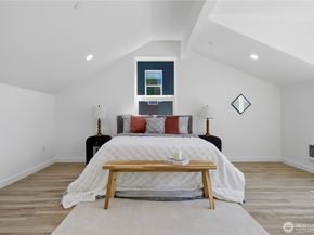 16616 NE 85th St, Redmond WA 98052