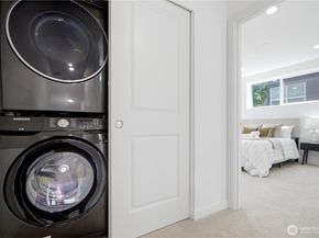 16616 NE 85th St, Redmond WA 98052