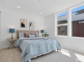 16616 NE 85th St, Redmond WA 98052