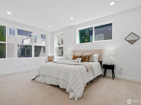 16616 NE 85th St, Redmond WA 98052