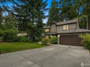 7825 NE 140th Place, Kirkland WA 98034