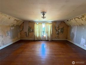 3045 19th Avenue S, Seattle WA 98144