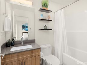 9632 NE 183rd Street B, Bothell WA 98011